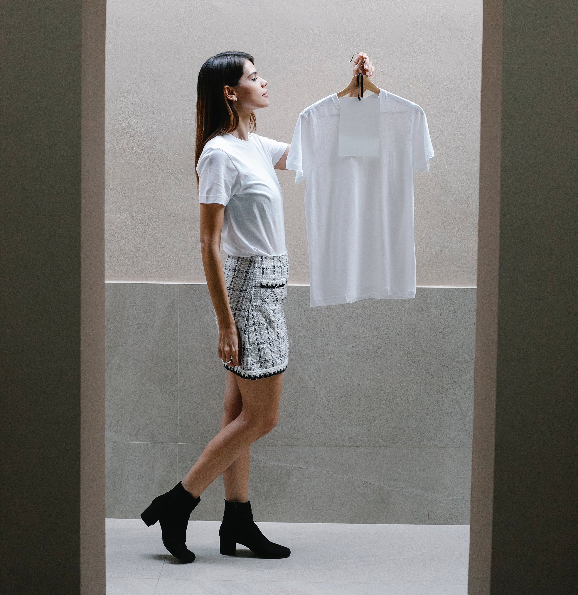 Commenter porter le t-shirt blanc