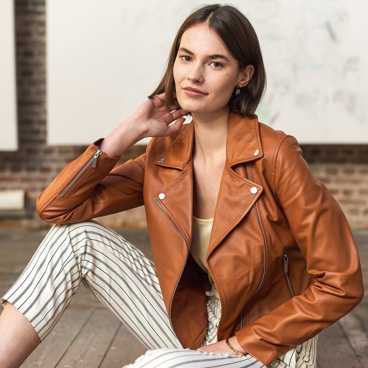 Commenter porter le bomber femme avec style en 2022