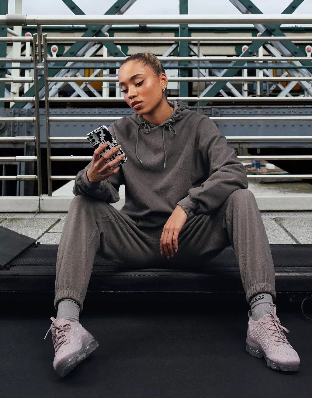 sweat pour femme gris marque asos