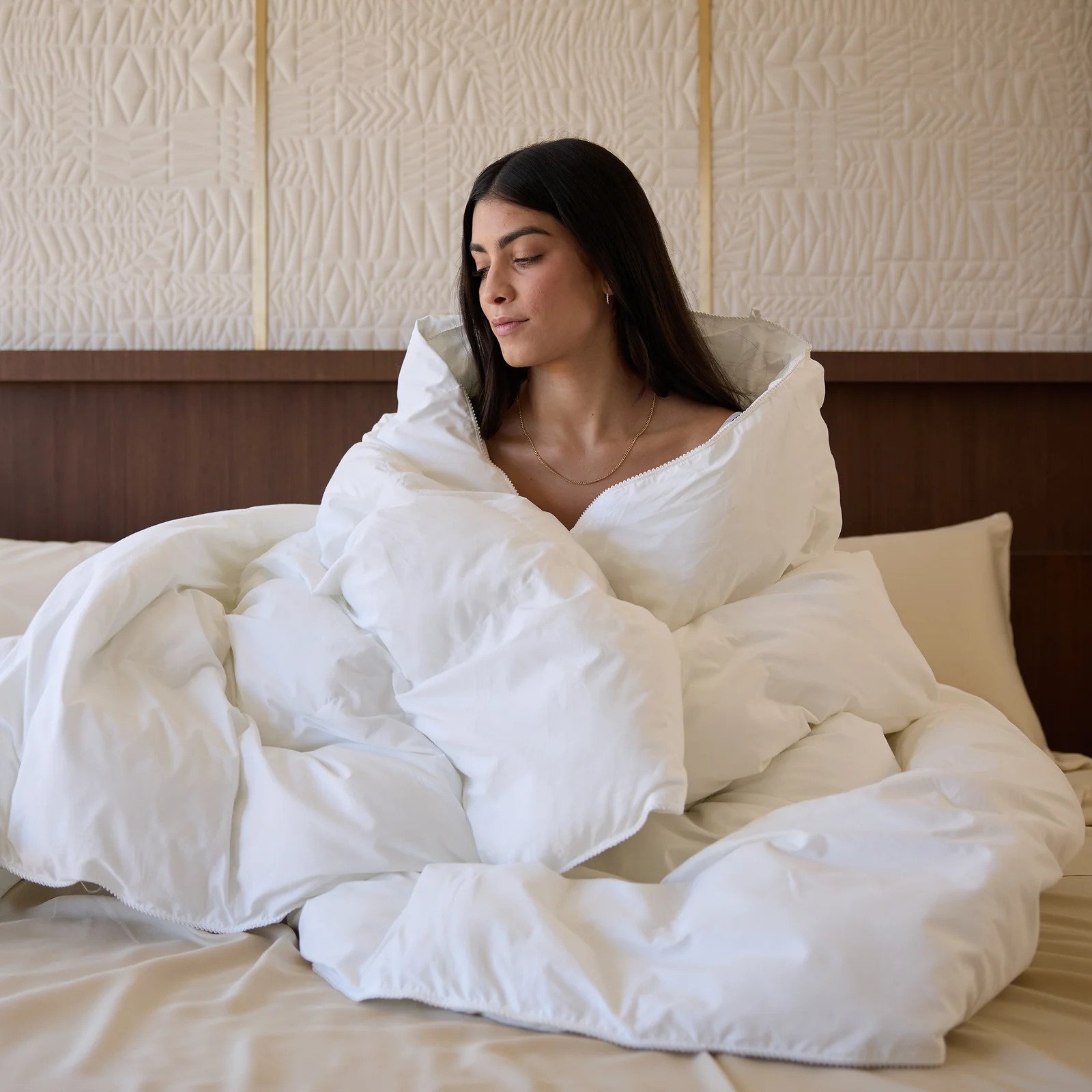 MODALOVA Sous la couette le raffinement dun cocon de duvet COVER PHOTO